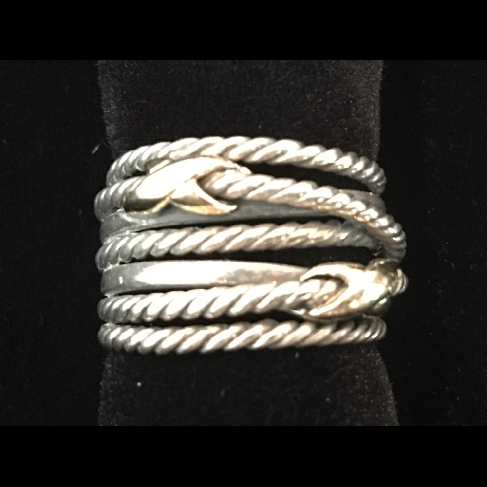 David Yurman crossover ring with 18k Xs. Size 6.